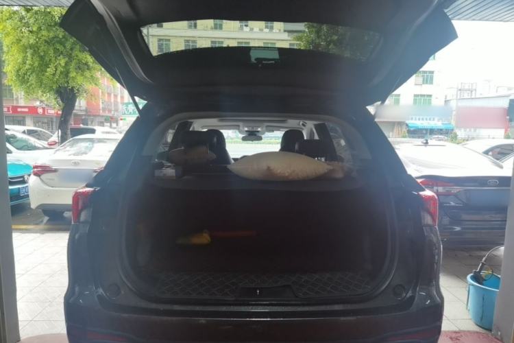 Used GAC Trumpchi GS4 2021 270T Automatic Tech Luxury Edition Trunk