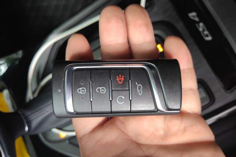 Used GAC Trumpchi GS4 2021 270T Automatic Elite Tech Edition Vehicle Key
