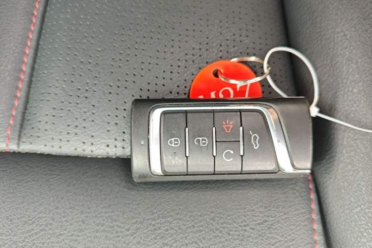 Used GAC Trumpchi GS4 2021 270T DCT Elite Edition Vehicle Key
