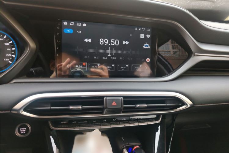 Used GAC Trumpchi GS4 2021 270T Automatic Elite Tech Edition Audio And AC Panel