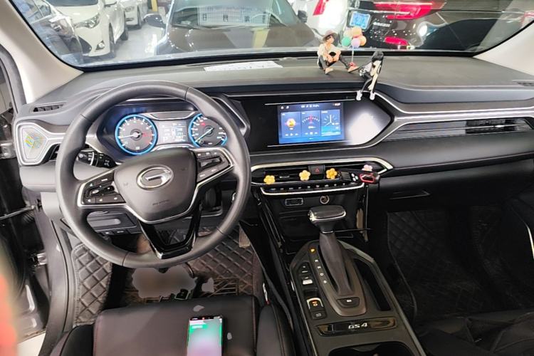 Used GAC Trumpchi GS4 2021 270T Automatic Elite Tech Edition Center Console