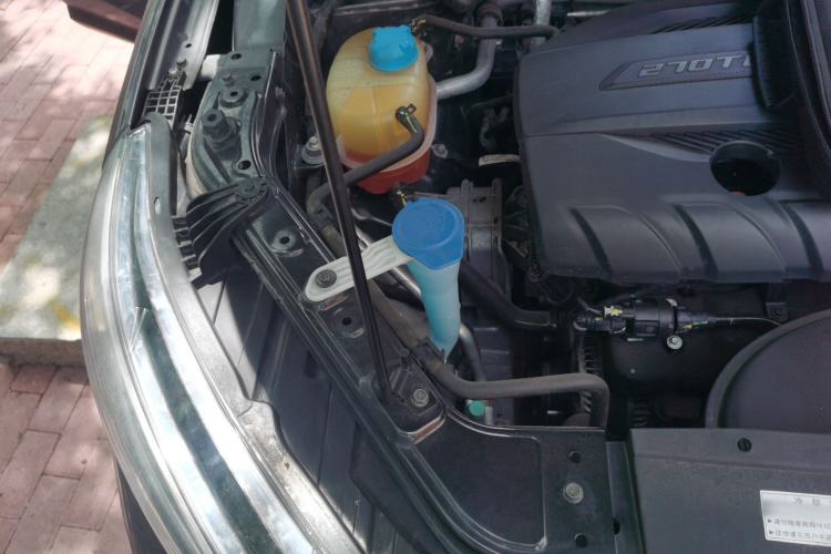 Used GAC Trumpchi GS4 2021 270T Automatic Elite Tech Edition Engine Bay Right