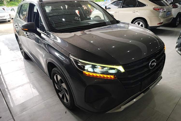 Used GAC Trumpchi GS4 2021 270T Automatic Elite Tech Edition Front Right 45 Deg