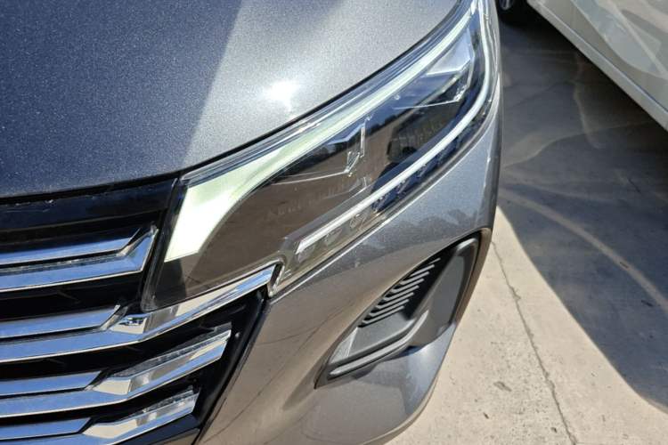 Used GAC Trumpchi GS4 2021 270T Automatic Luxury Smart Connectivity Version Left Front Headlight
