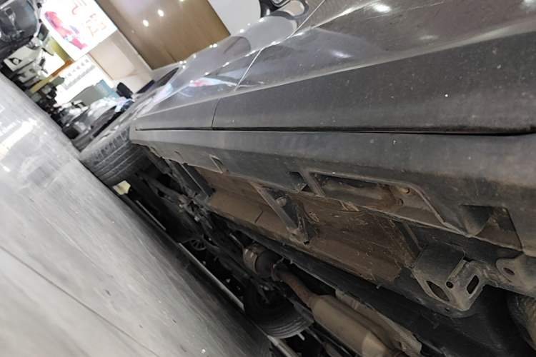 Used GAC Trumpchi GS4 2021 270T Automatic Elite Tech Edition Left Side Sill