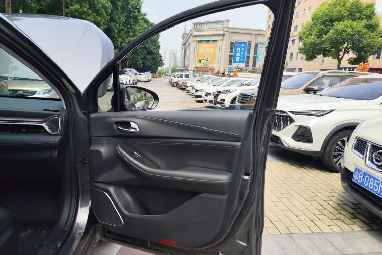 Used GAC Trumpchi GS4 2021 270T Automatic Smart Connectivity Technology Edition Right Front Door Interior