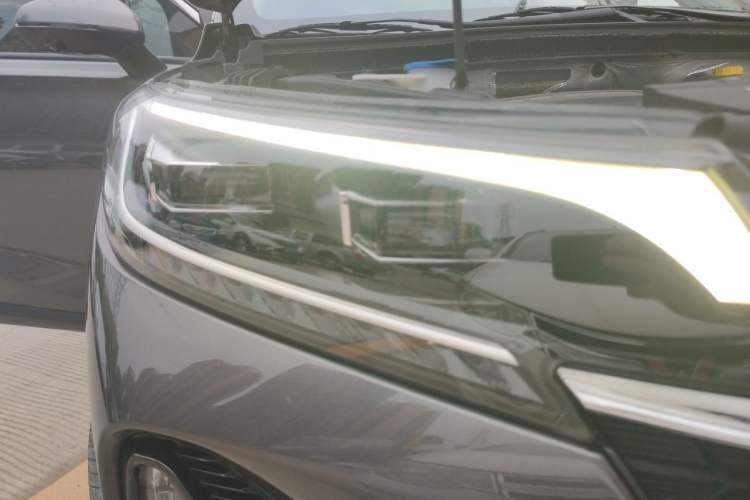Used GAC Trumpchi GS4 2021 270T Automatic Smart Connectivity Technology Edition Right Front Headlight