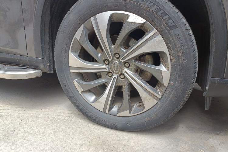 Used GAC Trumpchi GS4 2021 270T Automatic Smart Connectivity Technology Edition Right Front Wheel Hub