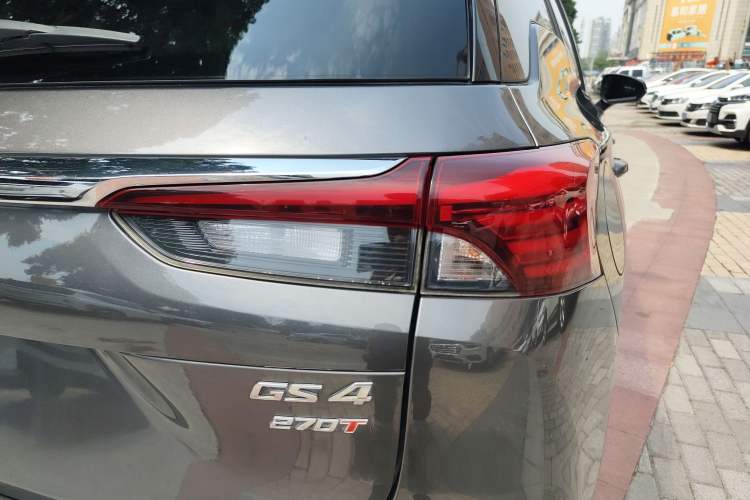 Used GAC Trumpchi GS4 2021 270T Automatic Smart Connectivity Technology Edition Right Rear Taillight