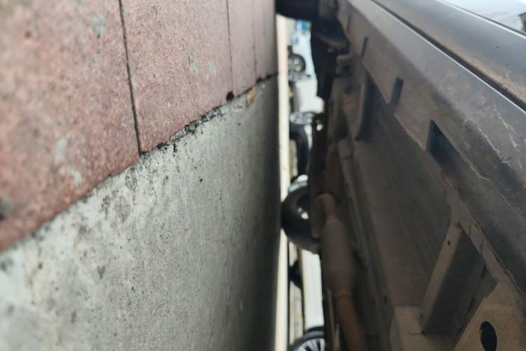 Used GAC Trumpchi GS4 2021 270T Automatic Smart Connectivity Technology Edition Right Side Sill