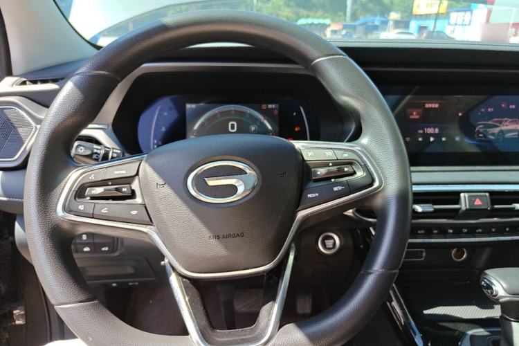 Used GAC Trumpchi GS4 2021 270T Automatic Luxury Smart Connectivity Version Steering Wheel