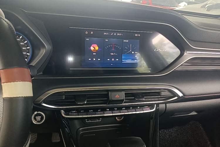 Used GAC Trumpchi GS4 2021 270T Automatic Elite Tech Edition Audio And AC Panel