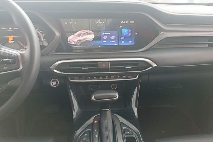 Used GAC Trumpchi GS4 2021 270T Automatic Smart Connectivity Technology Edition Audio And AC Panel