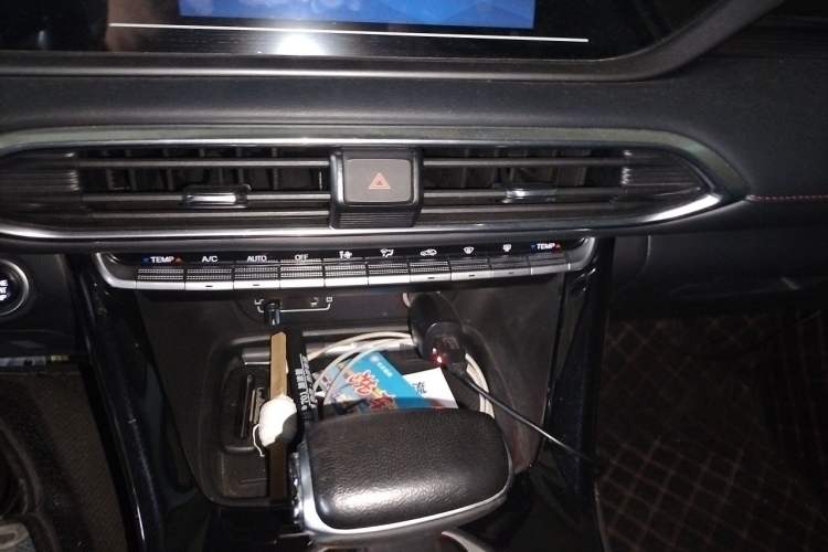 Used GAC Trumpchi GS4 2021 270T Automatic Elite Tech Edition Audio And AC Panel