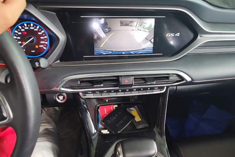 Used GAC Trumpchi GS4 2021 270T Automatic Elite Tech Edition Audio And AC Panel