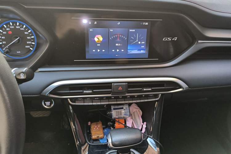 Used GAC Trumpchi GS4 2021 270T Automatic Elite Tech Edition Audio And AC Panel