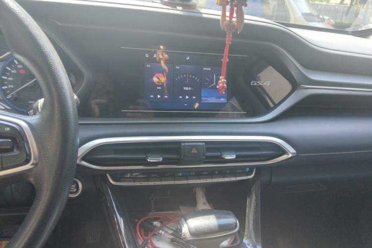 Used GAC Trumpchi GS4 2021 270T Automatic Elite Tech Edition Audio And AC Panel
