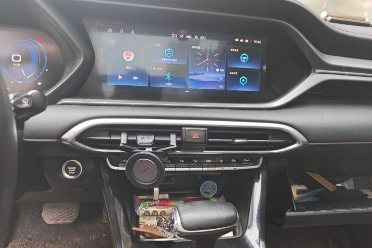 Used GAC Trumpchi GS4 2021 270T Automatic Tech Luxury Edition Audio And AC Panel