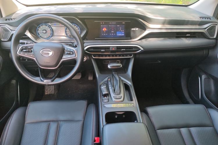 Used GAC Trumpchi GS4 2021 270T Automatic Elite Tech Edition Center Console