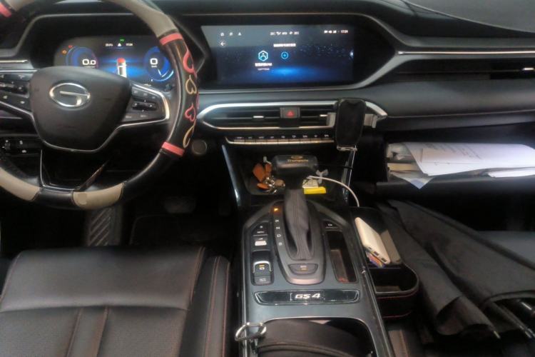 Used GAC Trumpchi GS4 2021 270T Automatic Smart Connectivity Technology Edition Center Console