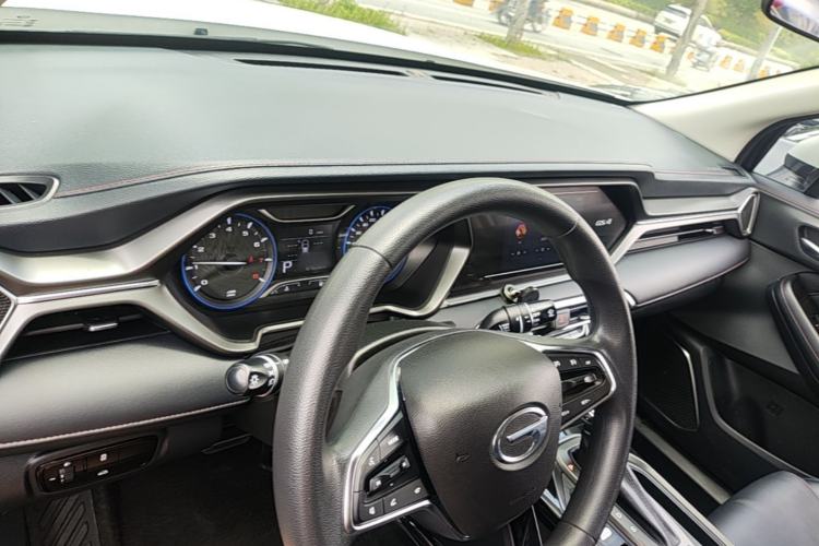 Used GAC Trumpchi GS4 2021 270T Automatic Elite Tech Edition Center Console