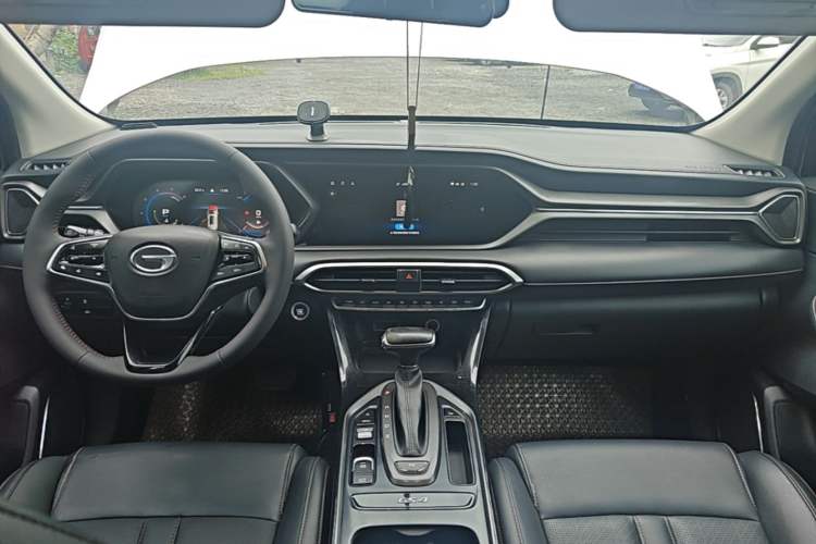 Used GAC Trumpchi GS4 2021 270T Automatic Smart Connectivity Technology Edition Center Console