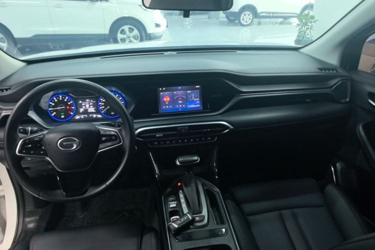 Used GAC Trumpchi GS4 2021 270T Automatic Elite Tech Edition Center Console