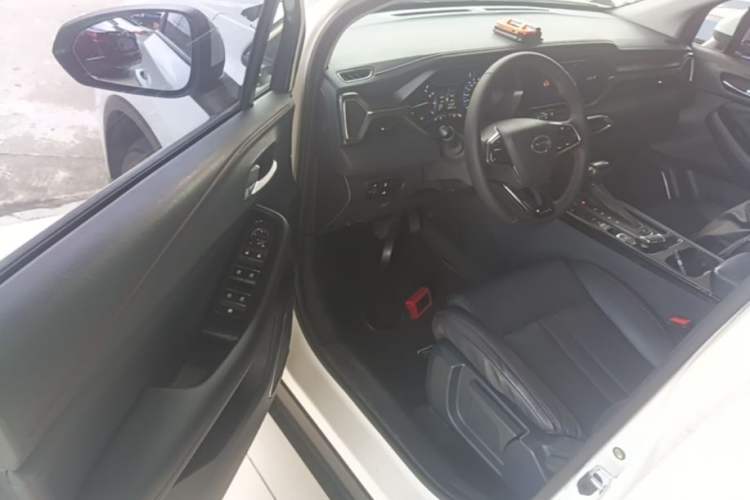Used GAC Trumpchi GS4 2021 270T Automatic Elite Tech Edition Driver Seat