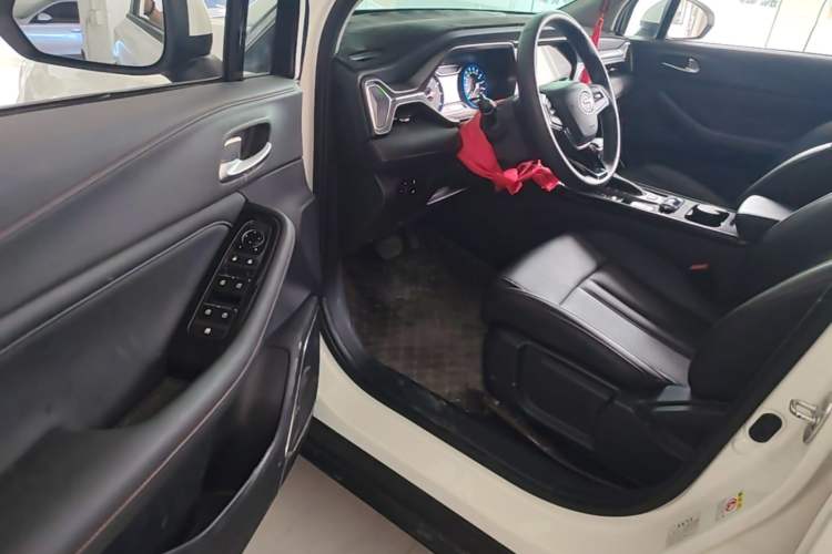 Used GAC Trumpchi GS4 2021 270T Automatic Elite Tech Edition Driver Seat