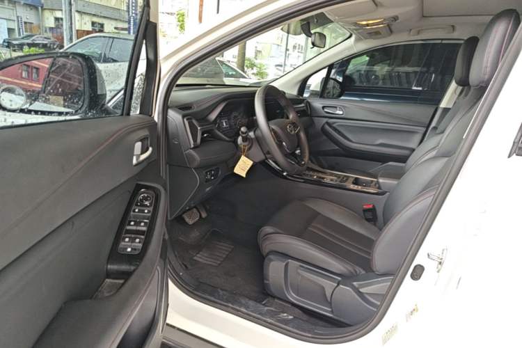 Used GAC Trumpchi GS4 2021 270T Automatic Elite Tech Edition Driver Seat