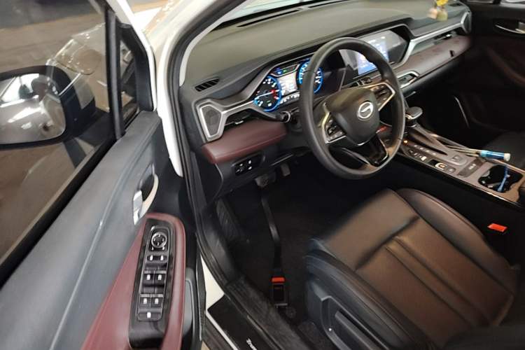 Used GAC Trumpchi GS4 2021 270T Automatic Elite Tech Edition Driver Seat