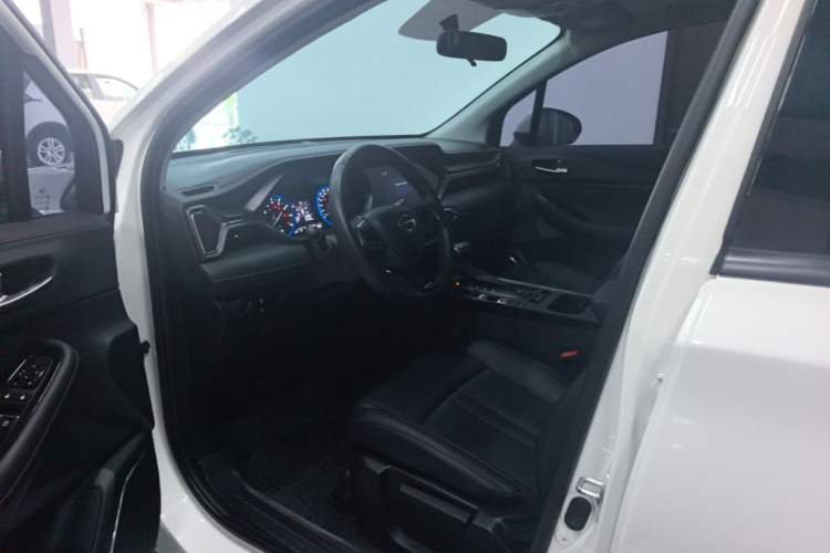 Used GAC Trumpchi GS4 2021 270T Automatic Elite Tech Edition Driver Seat