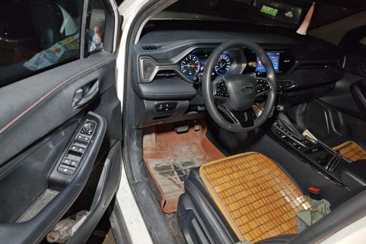 Used GAC Trumpchi GS4 2021 270T Automatic Elite Tech Edition Driver Seat