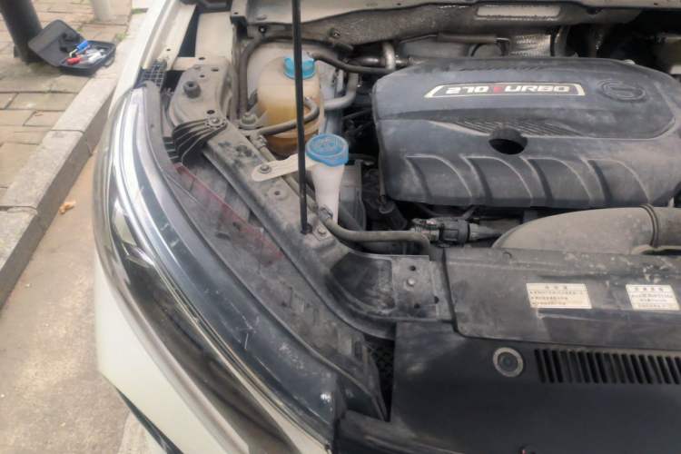 Used GAC Trumpchi GS4 2021 270T Automatic Smart Connectivity Technology Edition Engine Bay Right