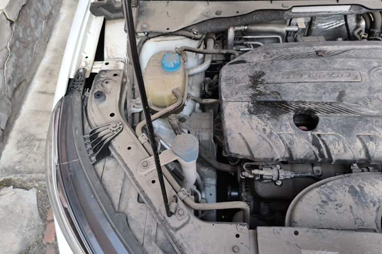 Used GAC Trumpchi GS4 2021 270T Automatic Elite Tech Edition Engine Bay Right