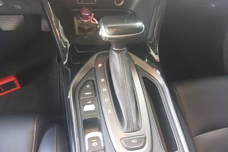 Used GAC Trumpchi GS4 2021 270T Automatic Elite Tech Edition Gear Lever