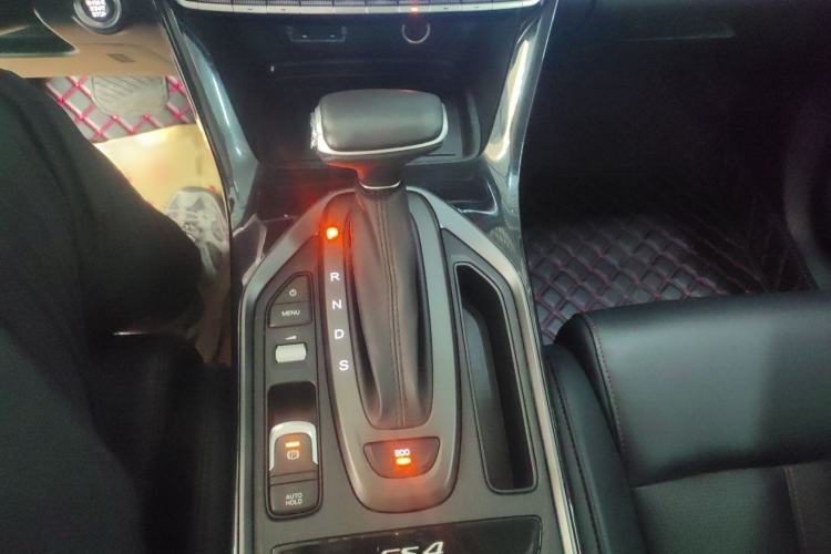 Used GAC Trumpchi GS4 2021 270T Automatic Elite Tech Edition Gear Lever
