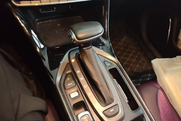 Used GAC Trumpchi GS4 2021 270T Automatic Smart Connectivity Technology Edition Gear Lever