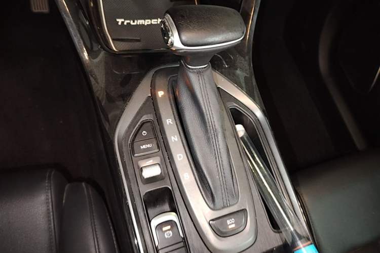 Used GAC Trumpchi GS4 2021 270T Automatic Elite Tech Edition Gear Lever