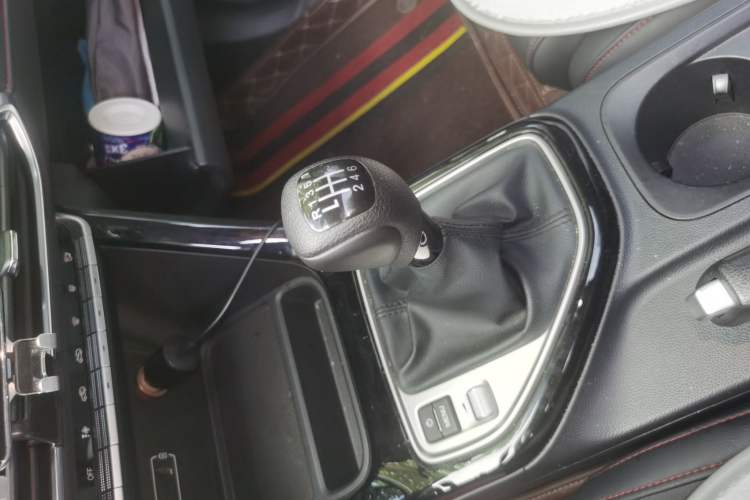 Used GAC Trumpchi GS4 2021 270T Manual Elite Edition Gear Lever