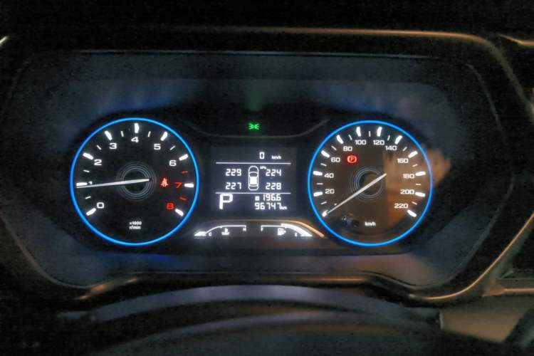 Used GAC Trumpchi GS4 2021 270T Automatic Elite Tech Edition Instrument Cluster