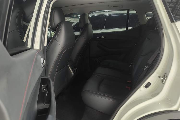 Used GAC Trumpchi GS4 2021 270T Automatic Elite Tech Edition Interior 3