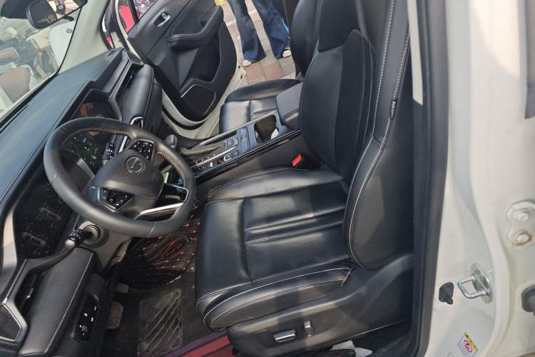 Used GAC Trumpchi GS4 2021 270T Automatic Smart Connectivity Technology Edition Left Front Seat