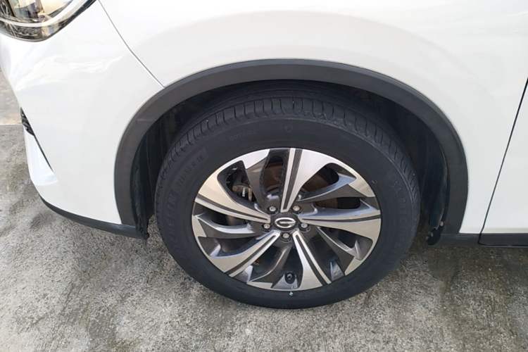 Used GAC Trumpchi GS4 2021 270T Automatic Smart Connectivity Technology Edition Left Front Wheel Hub