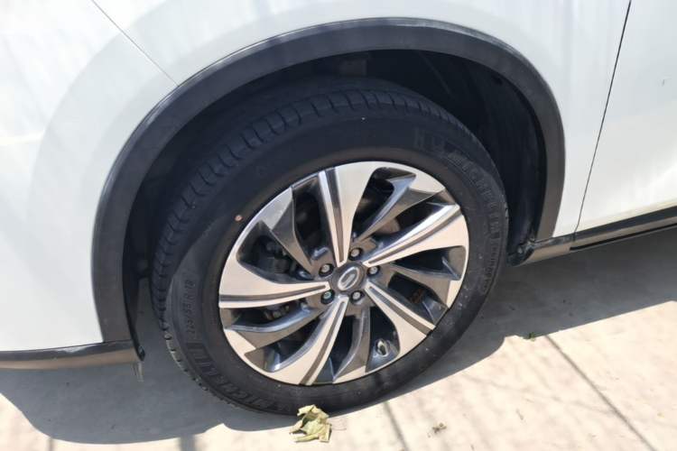 Used GAC Trumpchi GS4 2021 270T Automatic Smart Connectivity Technology Edition Left Front Wheel Hub