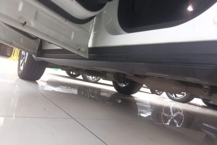 Used GAC Trumpchi GS4 2021 270T Automatic Elite Tech Edition Left Side Sill