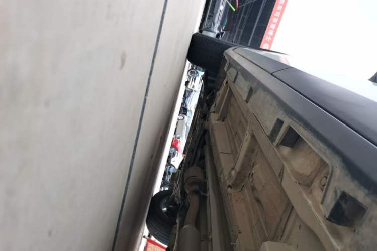 Used GAC Trumpchi GS4 2021 270T Automatic Luxury Smart Connectivity Version Left Side Sill
