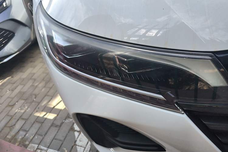 Used GAC Trumpchi GS4 2021 270T Automatic Elite Tech Edition Right Front Headlight