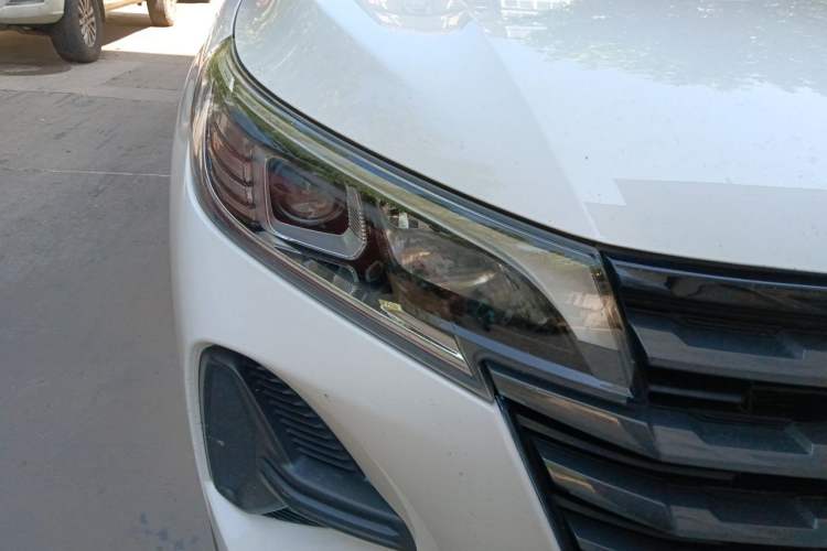 Used GAC Trumpchi GS4 2021 270T Manual Comfort Edition Right Front Headlight