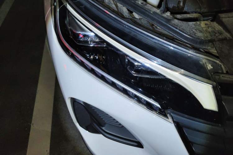 Used GAC Trumpchi GS4 2021 270T Automatic Elite Tech Edition Right Front Headlight